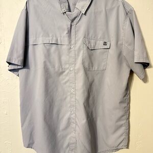 Huk Men's Gray Short Sleeve Button Down Shirt